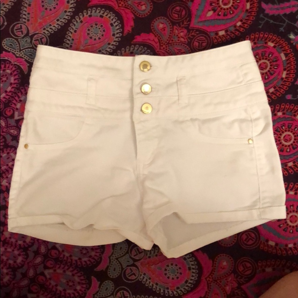 White high waisted shorts